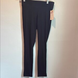 Utopia by HUE Small Cotton Black Leggings with Slits The Color Run